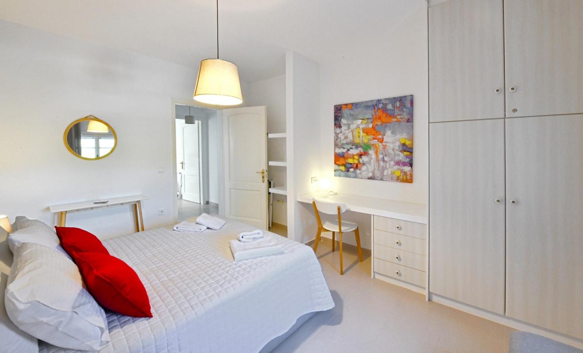 Amazing 2 Bedroom Apartment Overlooking The Marina Of Vourkárion Eksteriør bilde